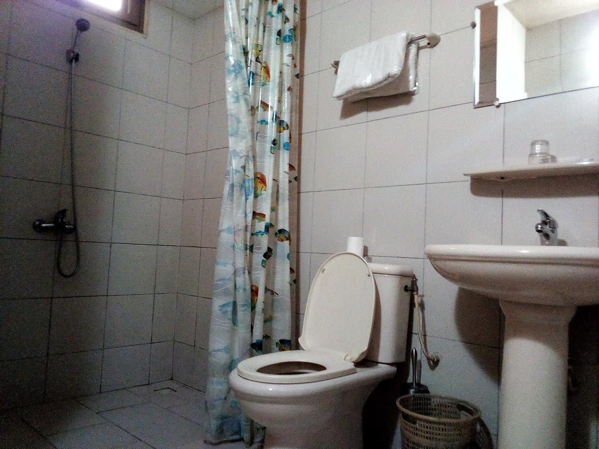 Hotel Saint Thomas Ломе Екстер'єр фото